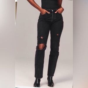 Sz 30/10S Abercrombie & Fitch Distressed black high rise dad jeans, short length